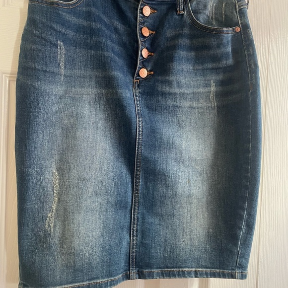 Guess Blue Denim Skirt - Picture 10 of 14